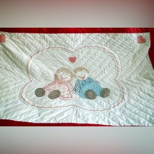 Raggedy Dolls Boy and Girl Hand Embroidered Crib Quilt Reversib w/Red Satin Trim